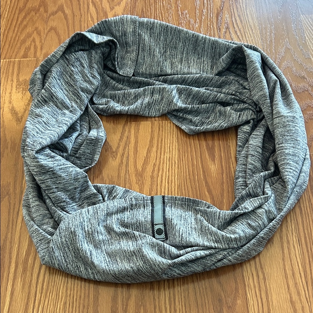 lululemon athletica Heather Gray Infinity Scarf